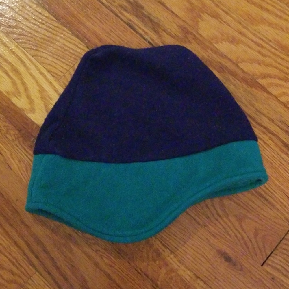 LL Bean Warm Navy and Turquoise Hat